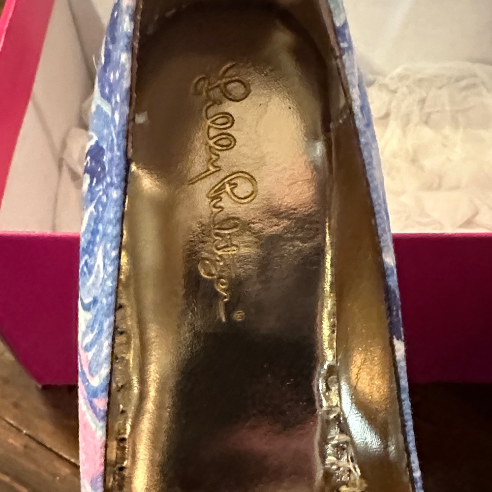Lilly Pulitzer Vibrant Blue Floral Espadrilles - Picture 2 of 6